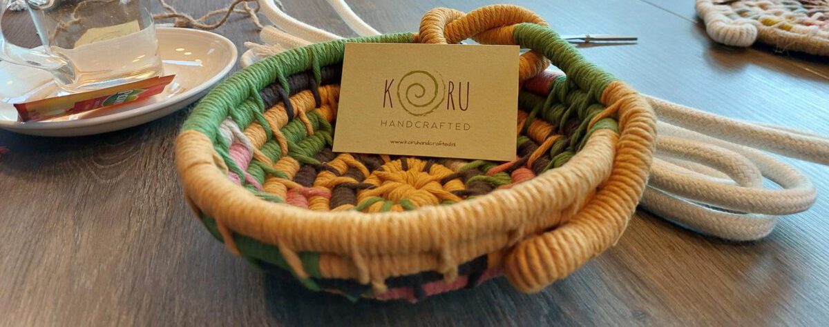 Mandje of onderzetter weven | april 2026